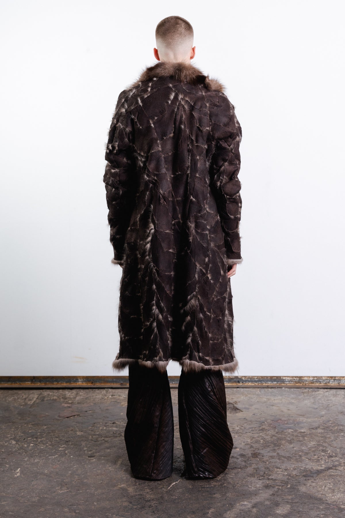 DISTORTION TRENCH COAT