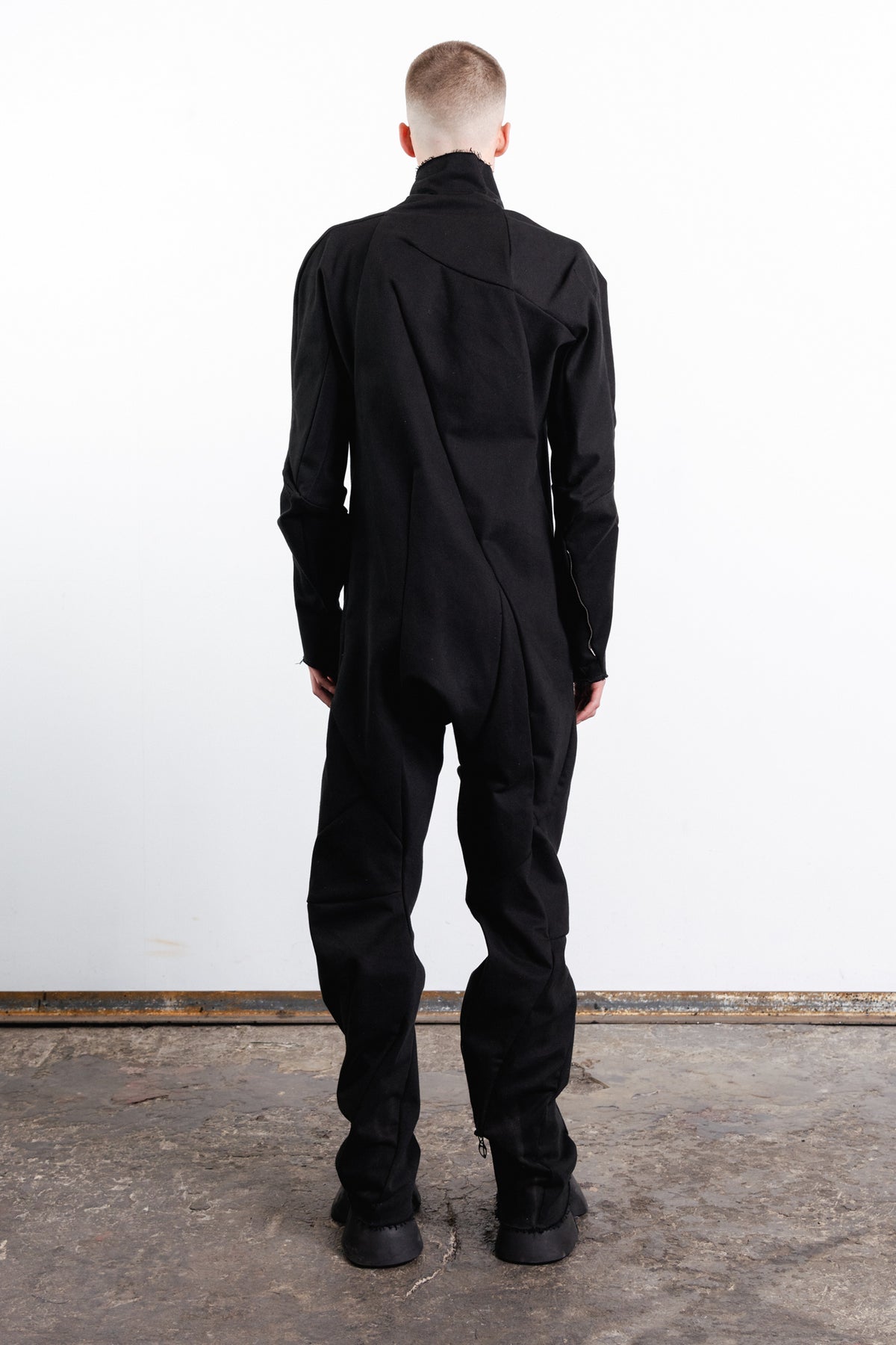 DISTORTION CONSTRICTED CHEMSUIT