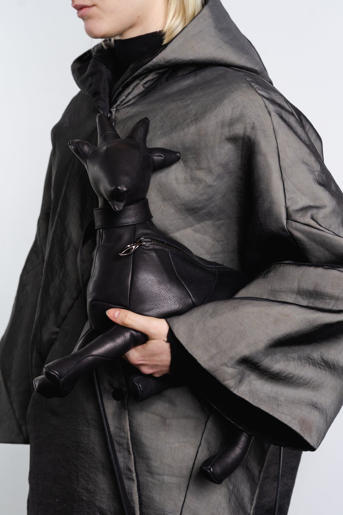 DISTORTION GOAT BAG