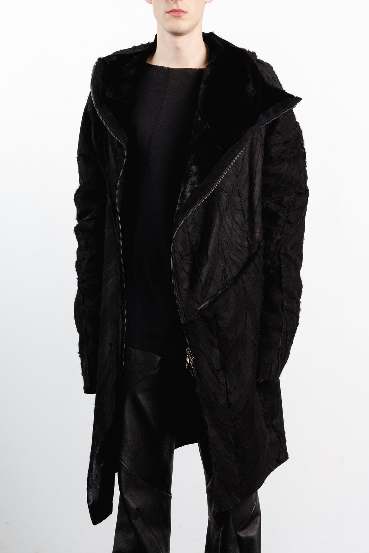DISTORTION CURVED HOODED COAT