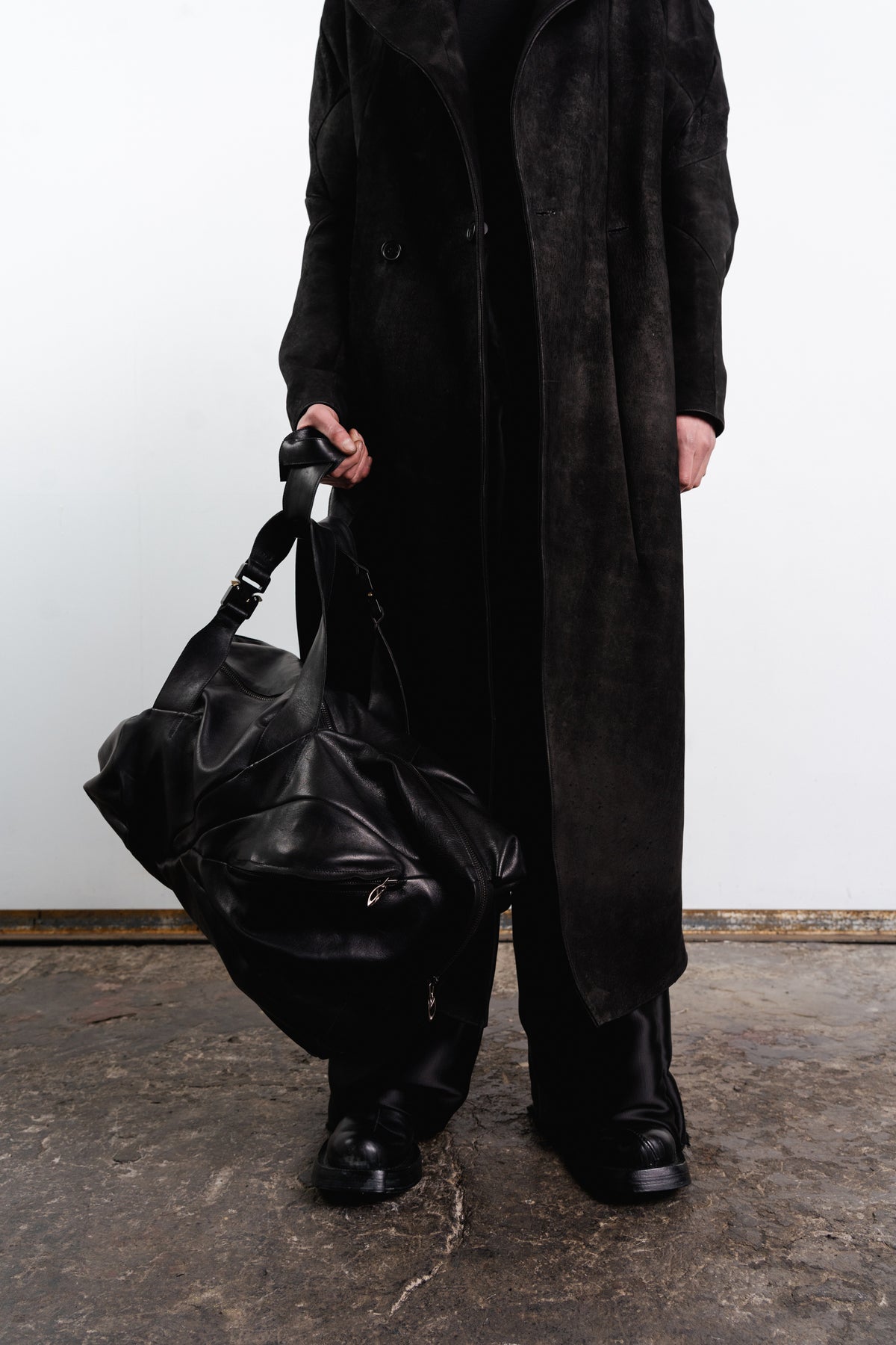DISTORTION WEEKENDER BAG MEDIUM