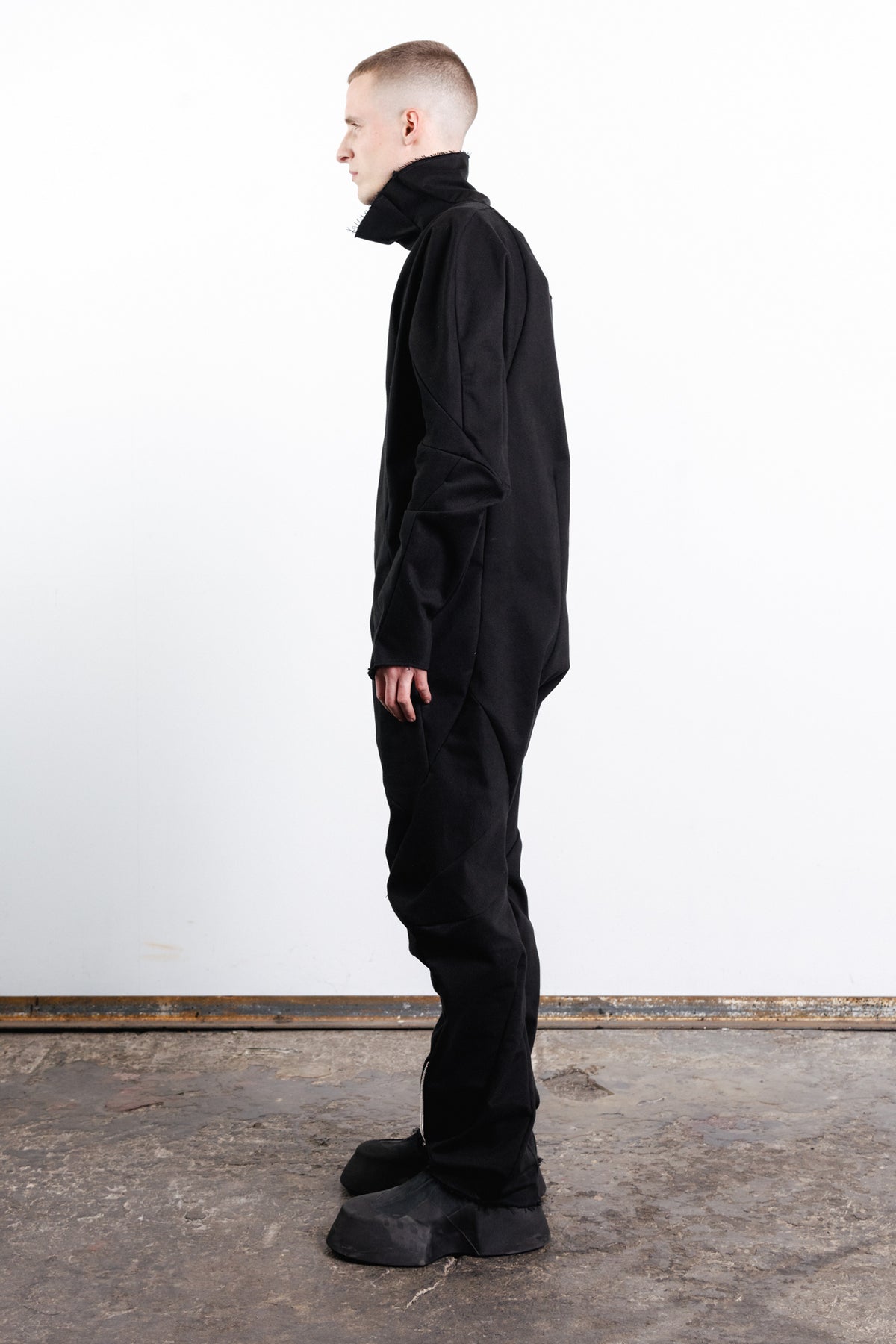 DISTORTION CONSTRICTED CHEMSUIT