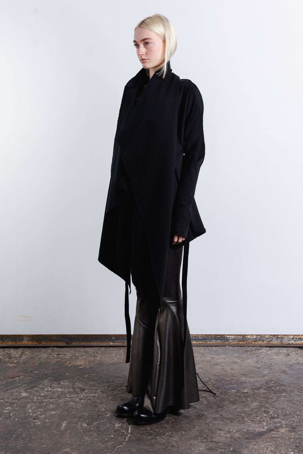 DISTORTION BELTED CARDIGAN MID-LENGTH