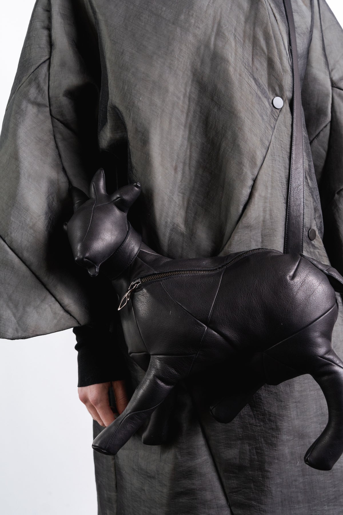 DISTORTION GOAT BAG