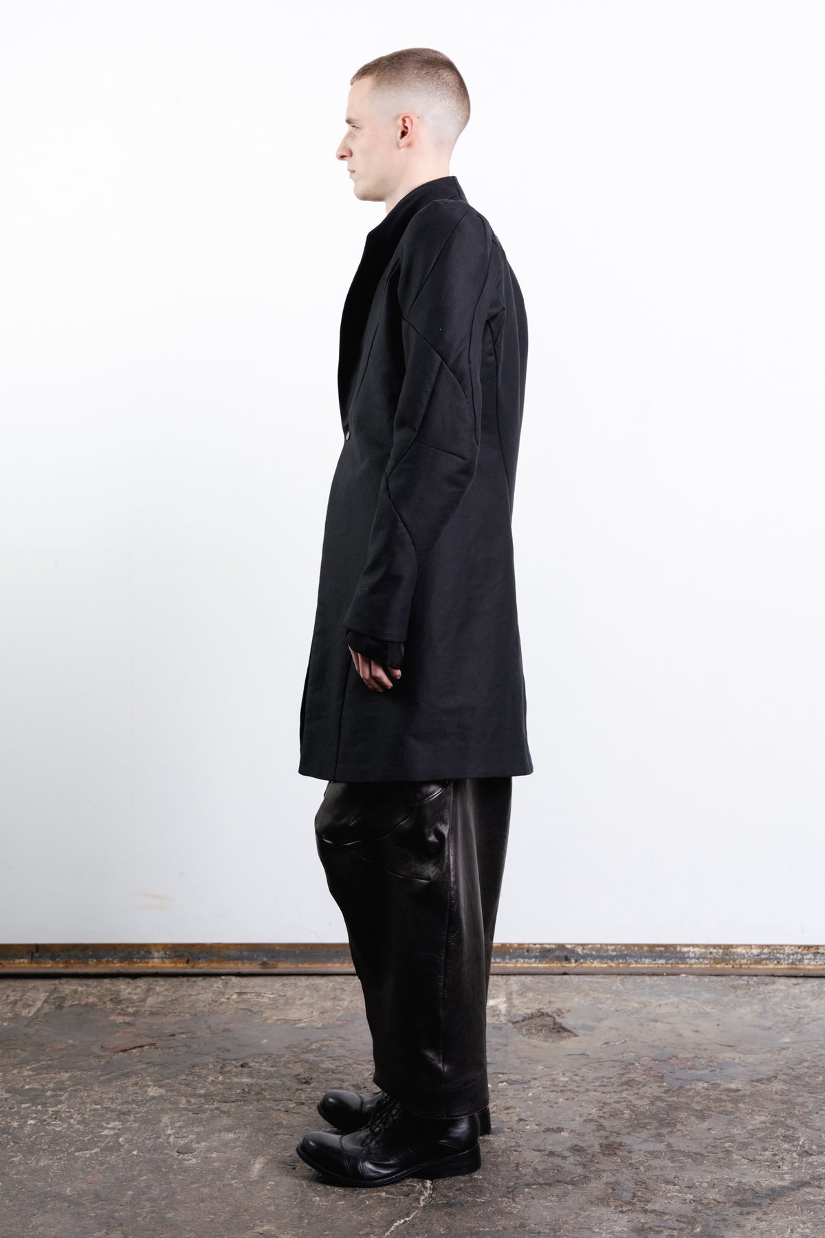 DISTORTION POWER SHOULDER LONG BLAZER