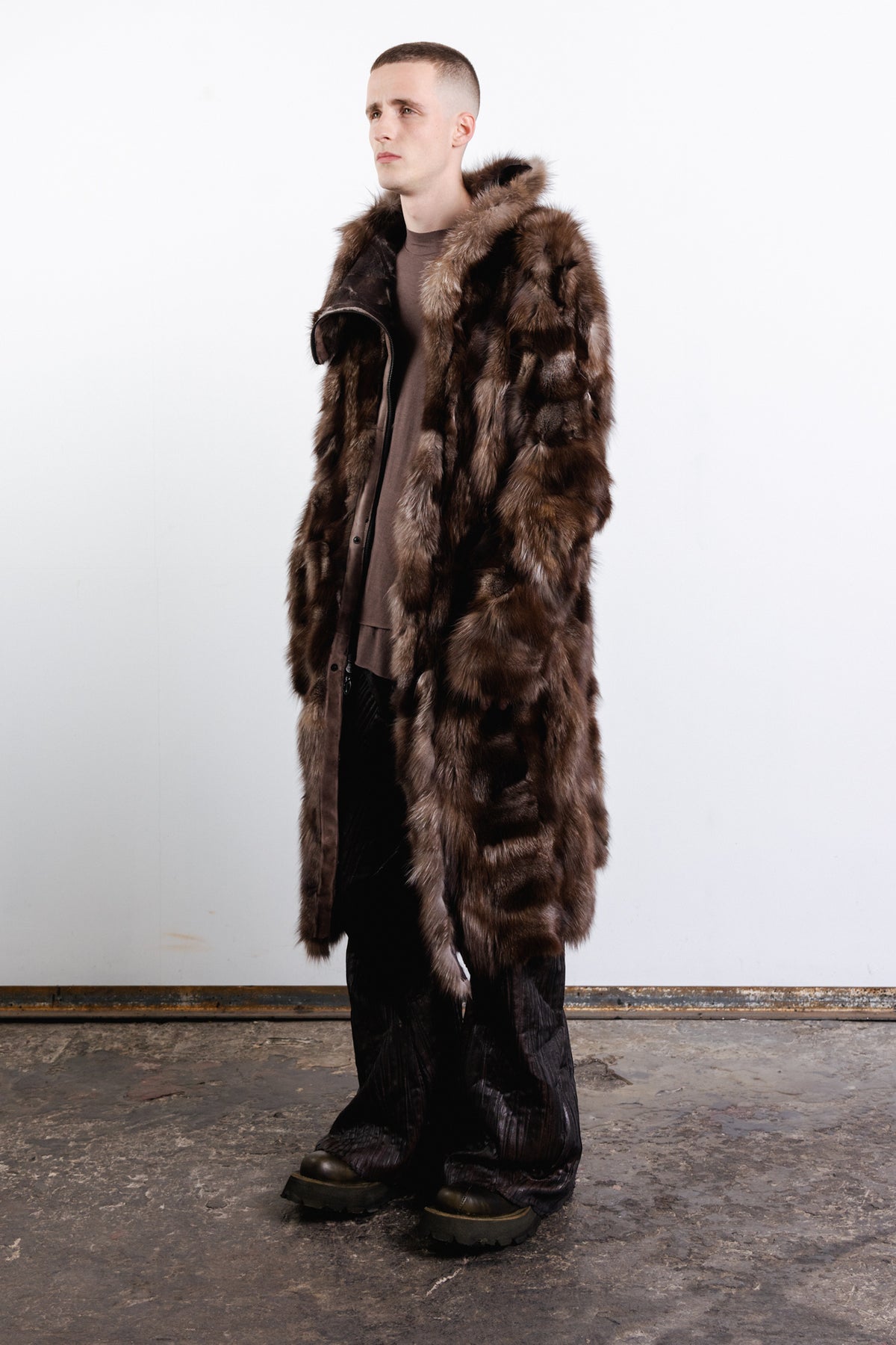DISTORTION TRENCH COAT