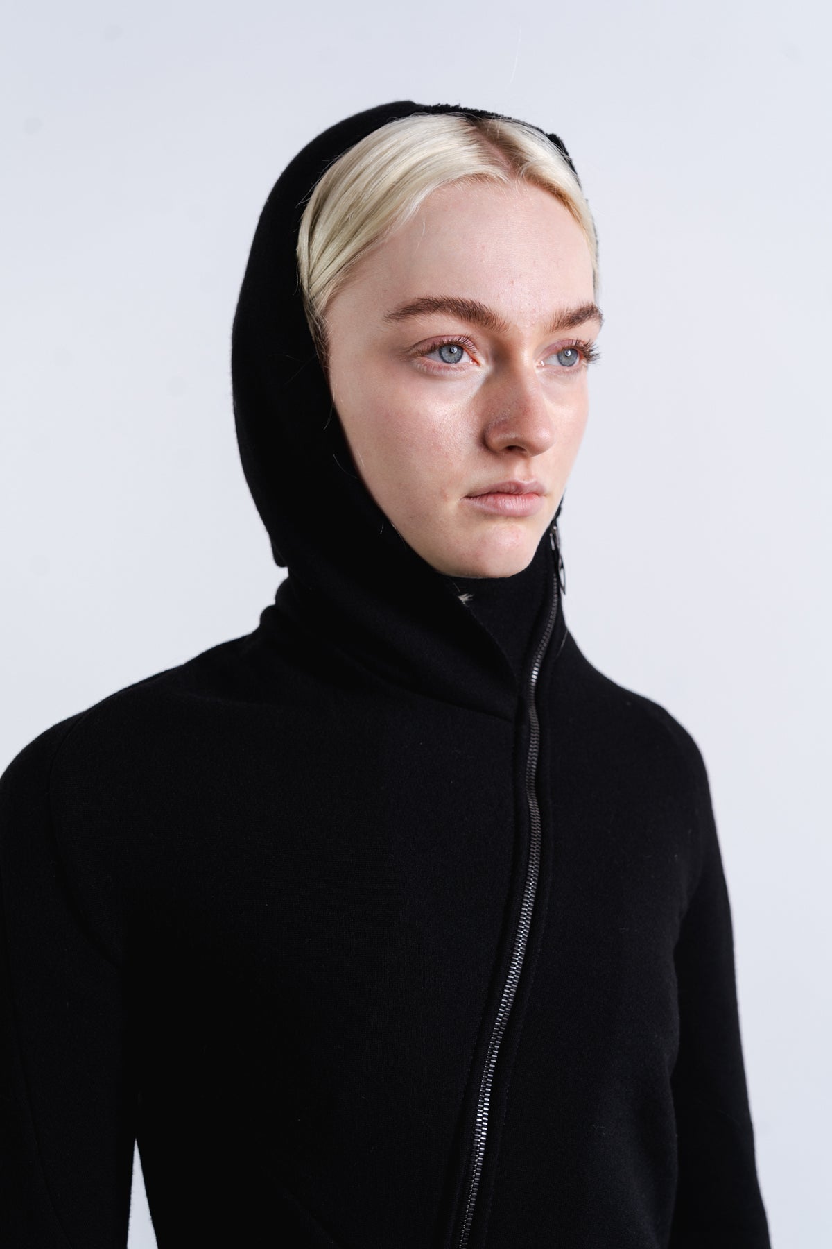 DISTORTION LONG HOODIE W/ ZIP