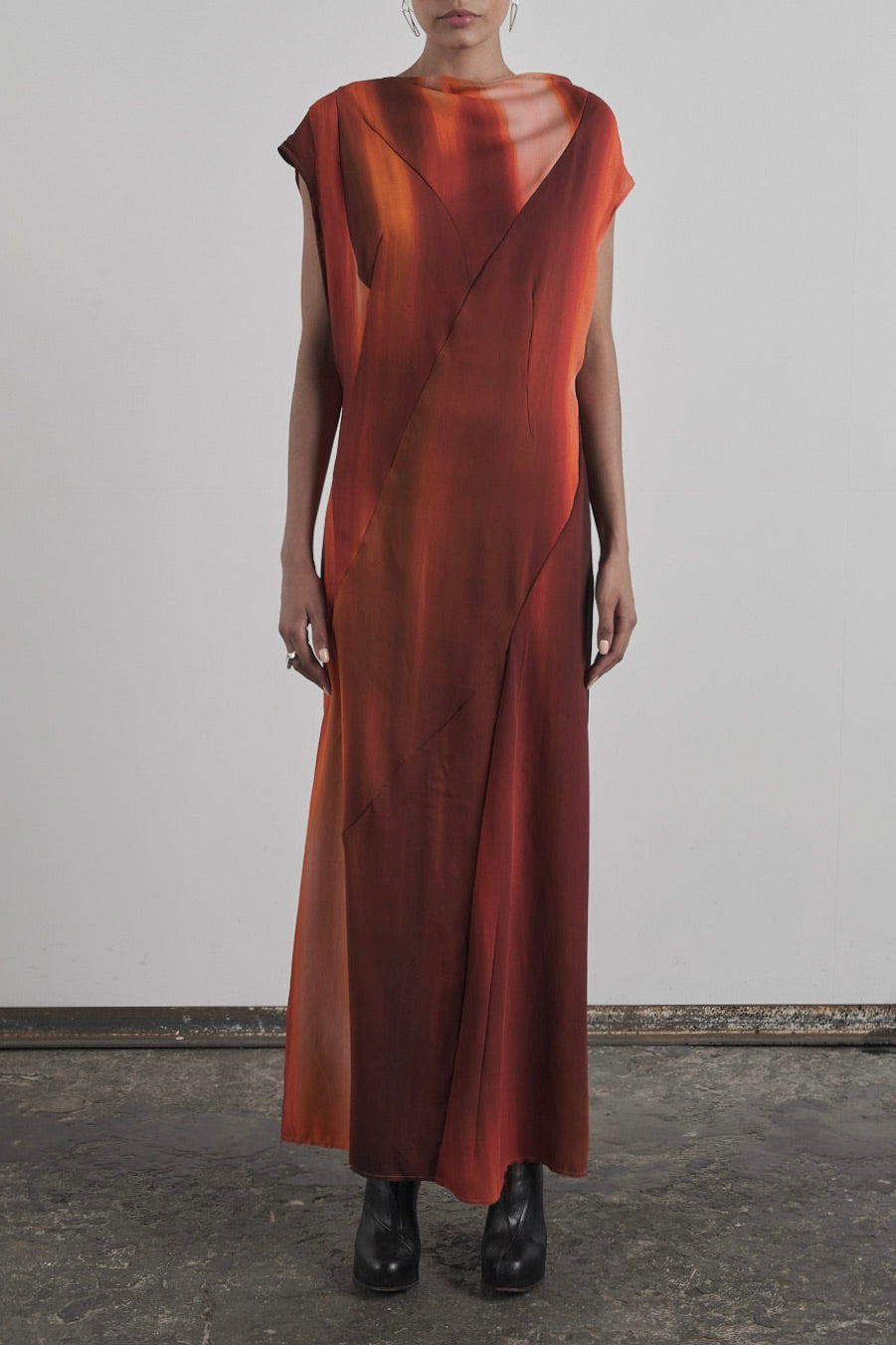 DISTORTION CAPE DRESS – Dress, LEON EMANUEL BLANCK