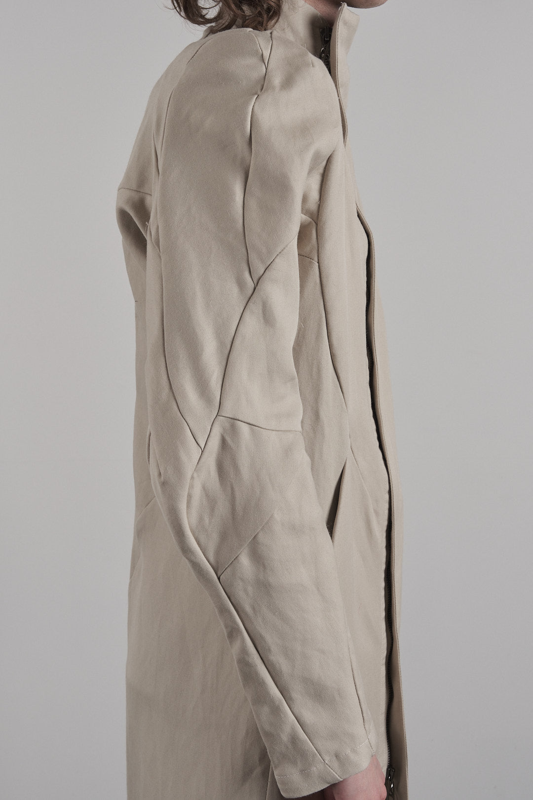 DISTORTION POWER SHOULDER COAT – Coat, LEON EMANUEL BLANCK