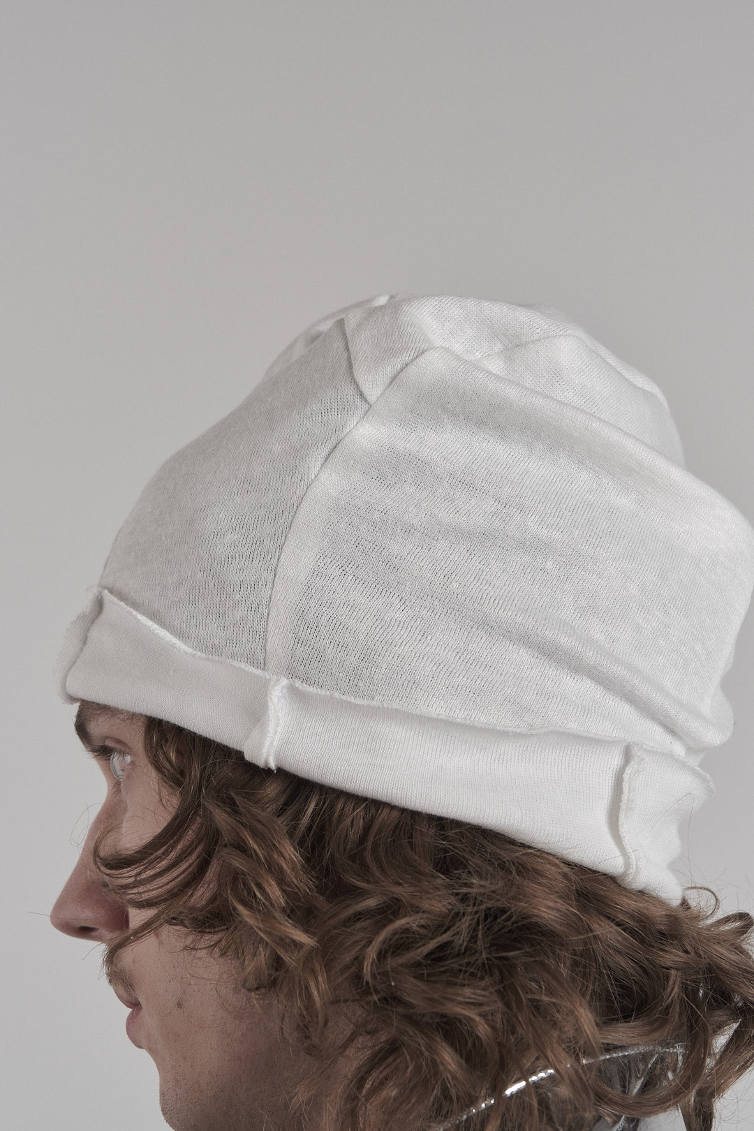 DISTORTION BEANIE – Beanie, LEON EMANUEL BLANCK