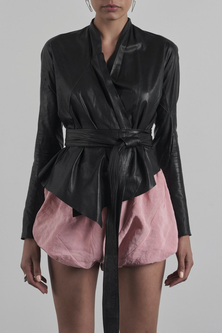 DISTORTION BELTED SHORT CARDIGAN – Cardigan, LEON EMANUEL BLANCK