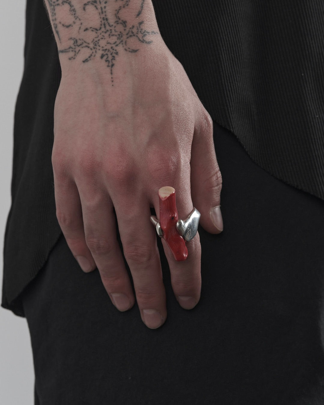 LIQUID CORAL RING