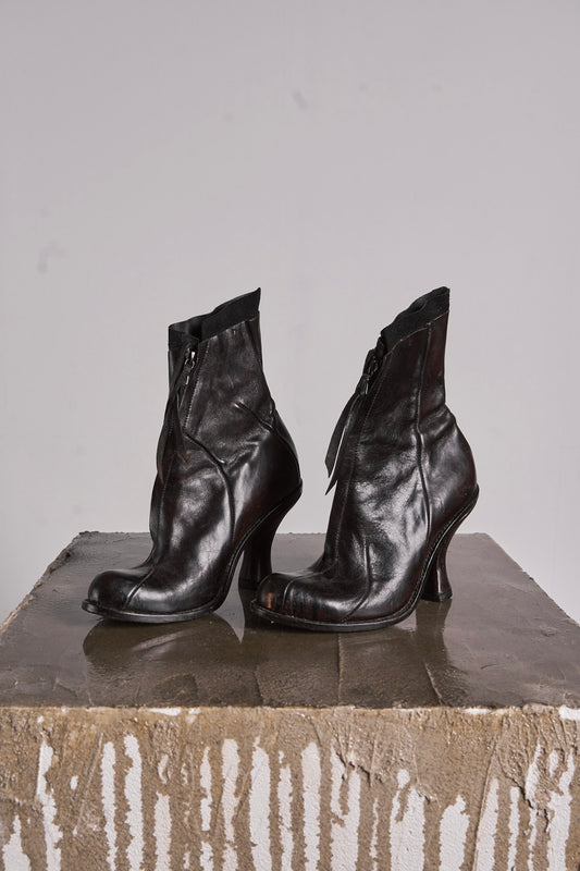 DISTORTION HEEL