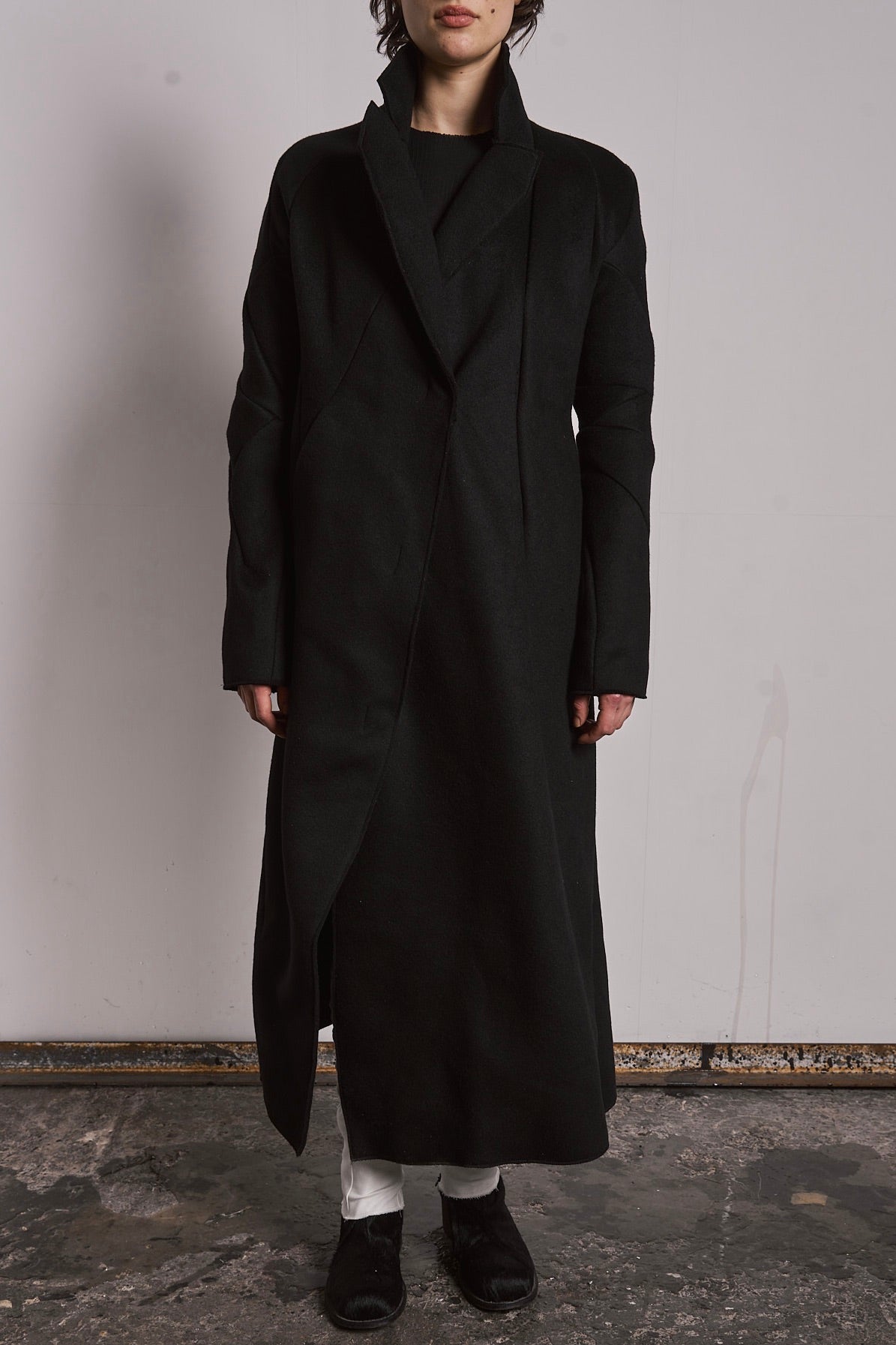 DISTORTION LAPEL COAT