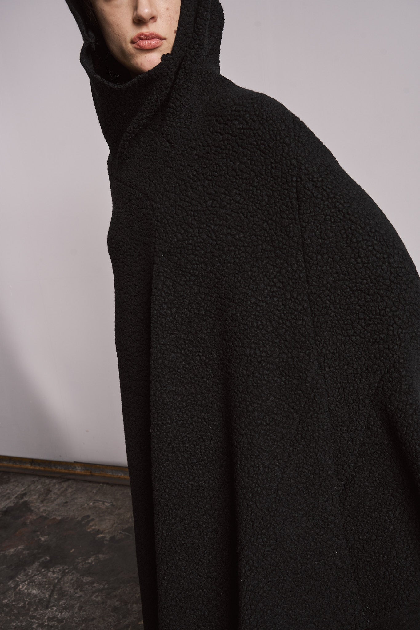 DISTORTION PONCHO