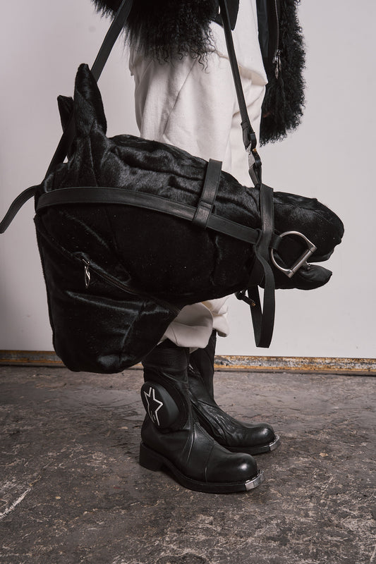 DISTORTION HORSE HEAD BAG