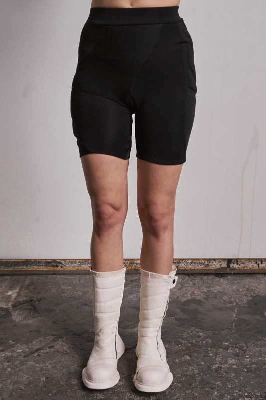 DISTORTION PADDED SHORTS