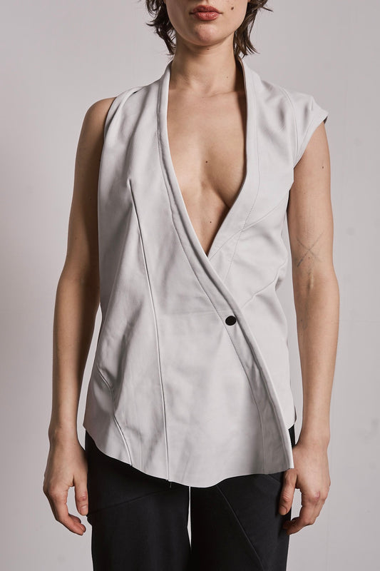 DISTORTION OPEN SHOULDER VEST