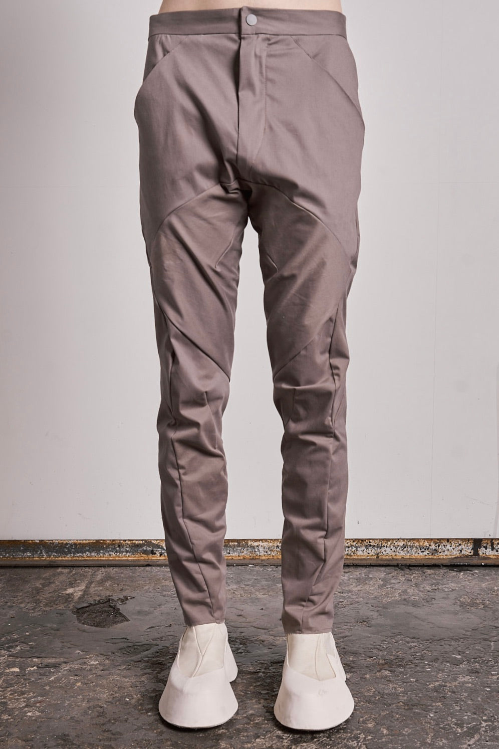 FORCED STRAIT PANTS