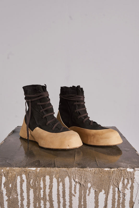 DISTORTION FEATHERWEIGHT HIGH TOP SNEAKER