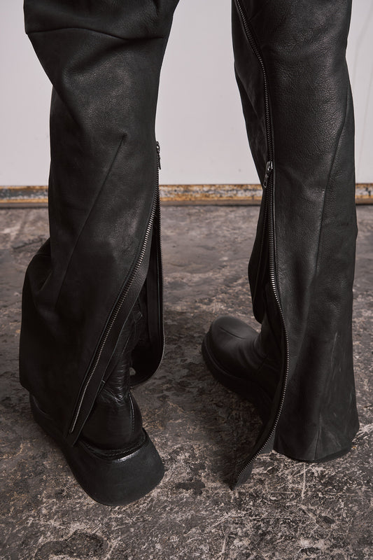 DISTORTION CURVED ZIPPED PANTS
