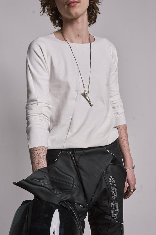 DISTORTION GLOVE SWEATER