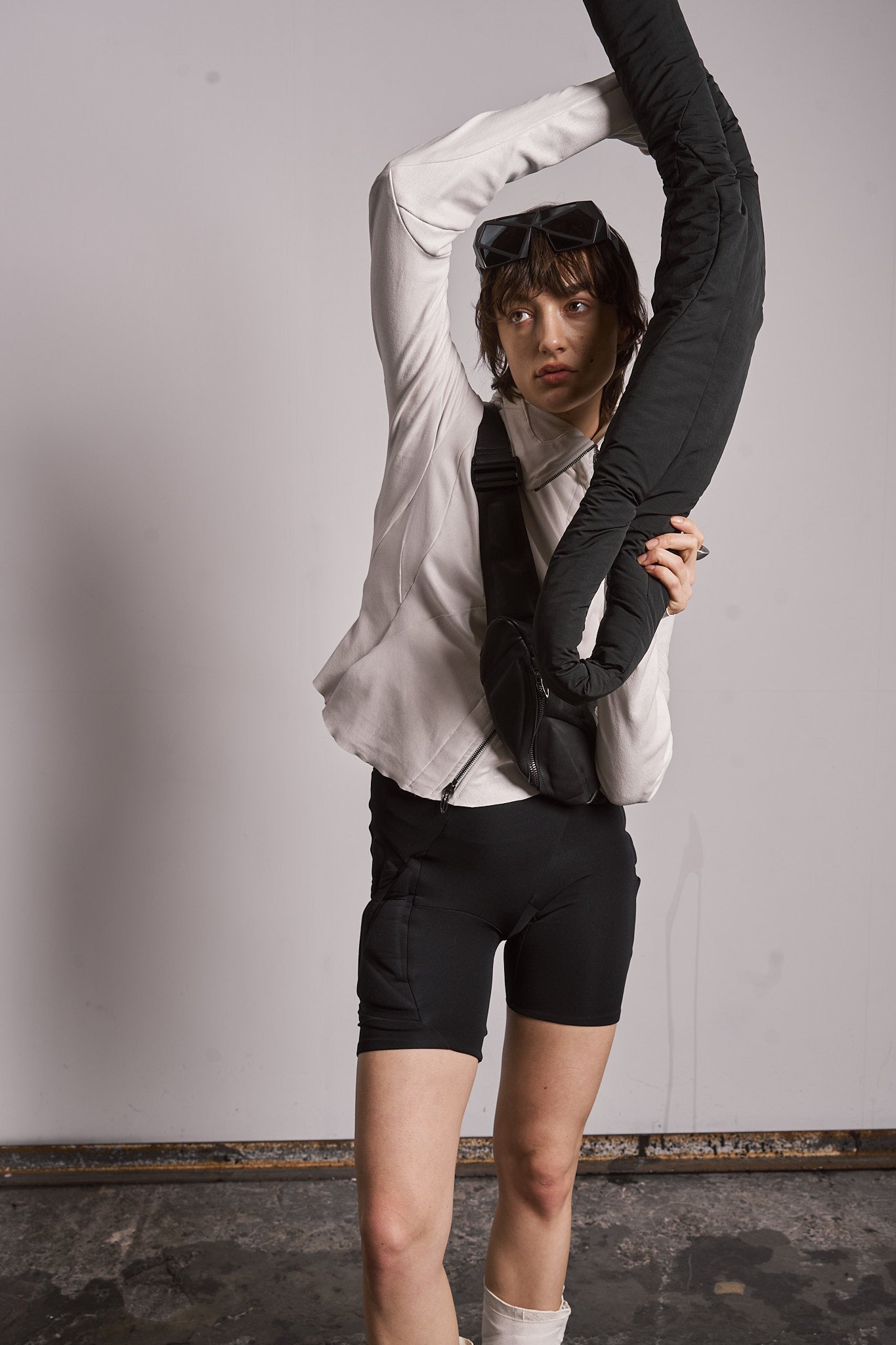 DISTORTION PADDED SHORTS