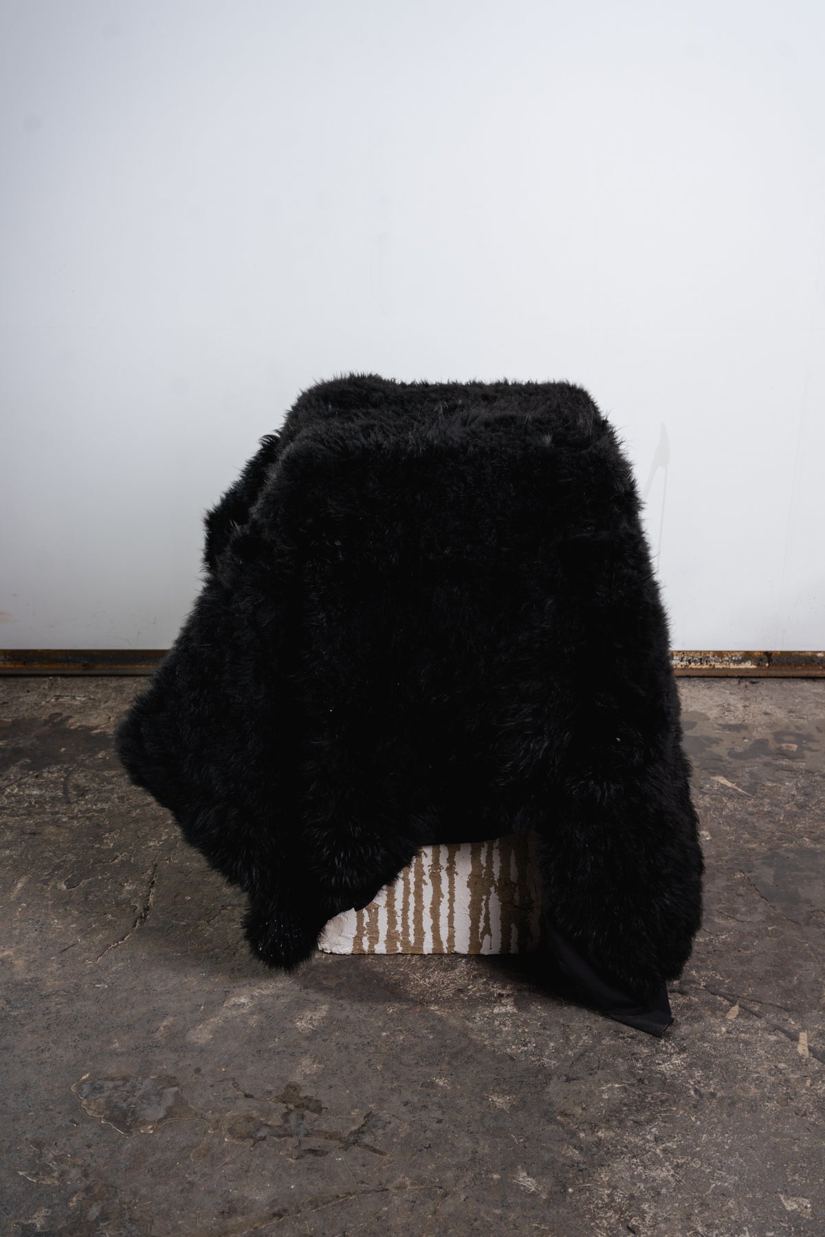 DISTORTION BLANKET