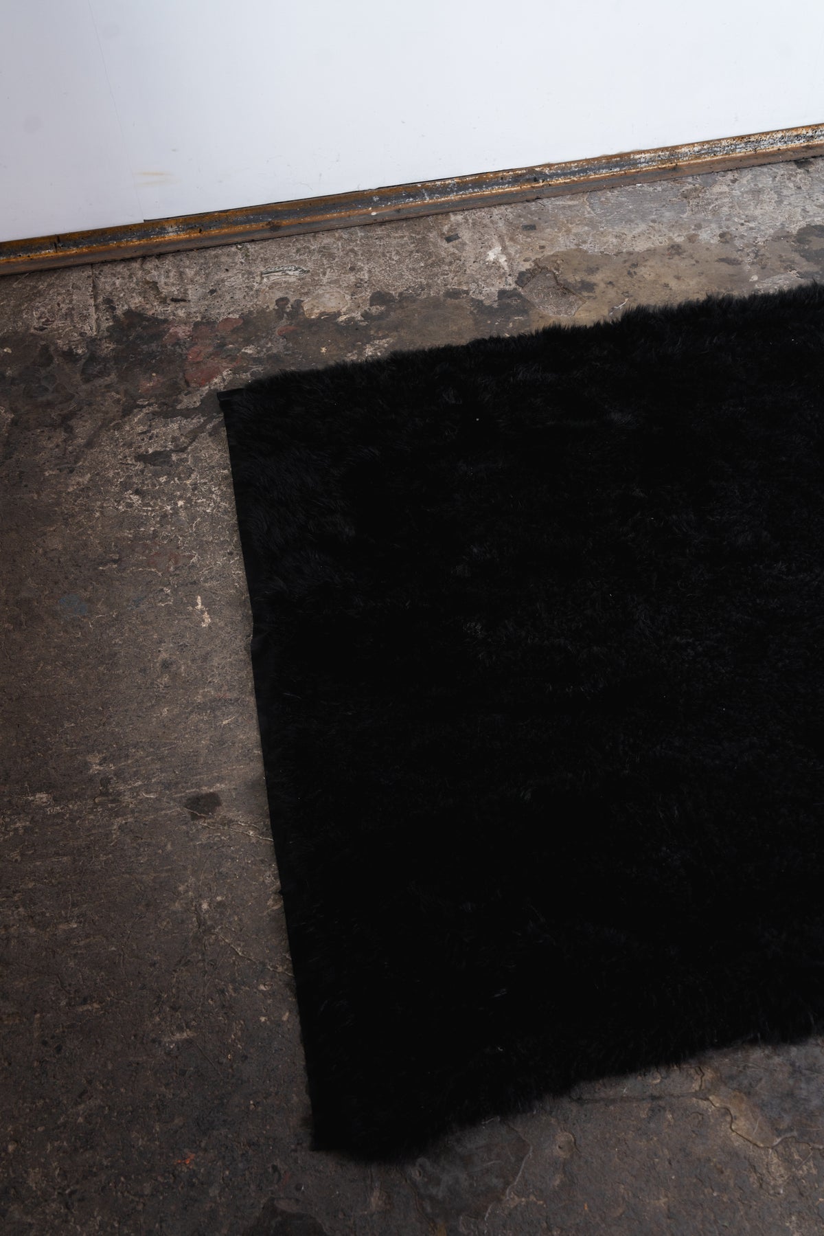 DISTORTION BLANKET