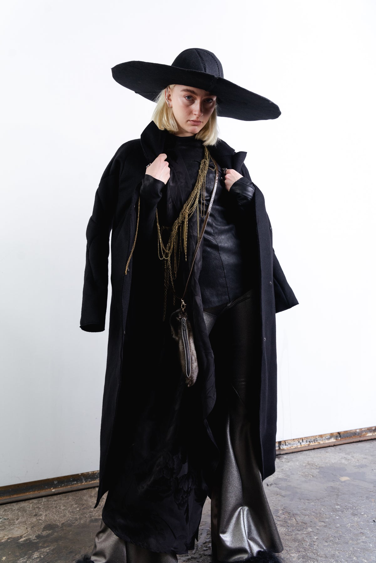 DISTORTION LAPEL COAT