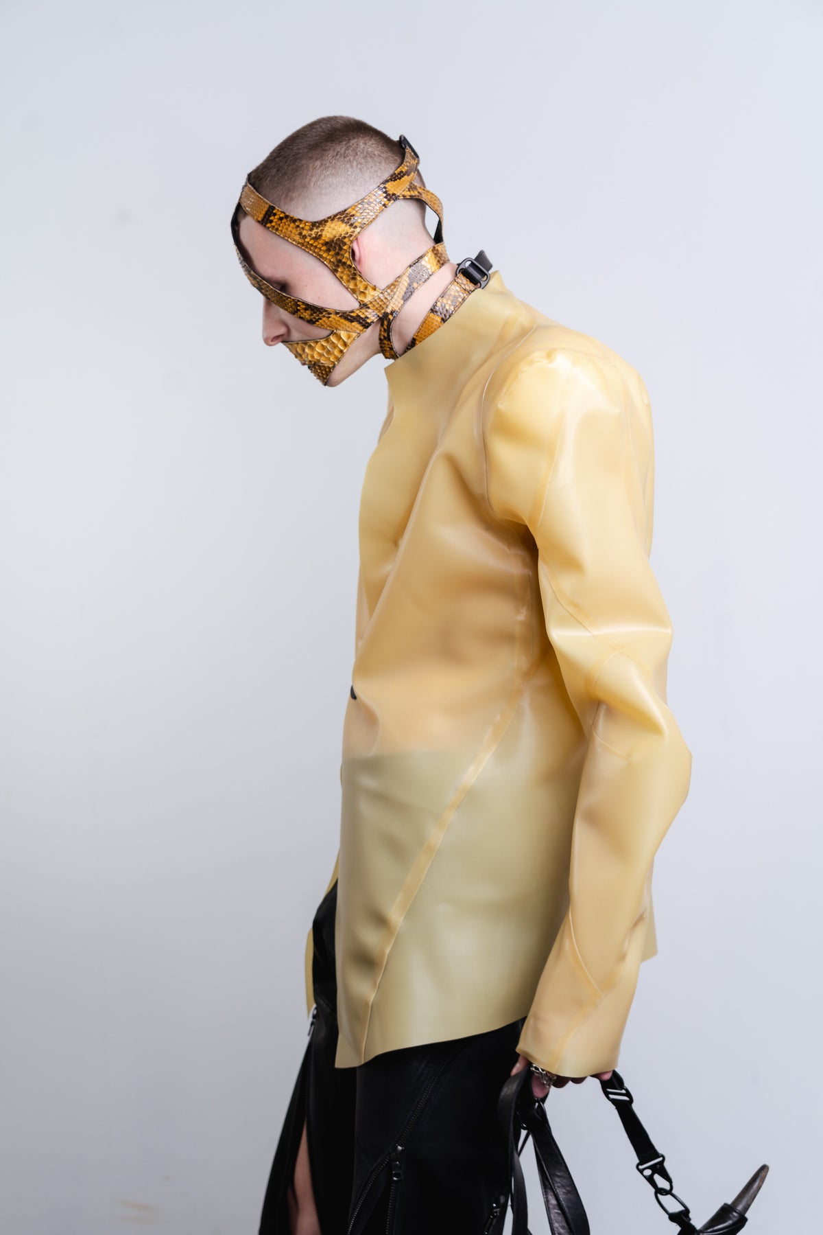 FORCED POWER SHOULDER BLAZER