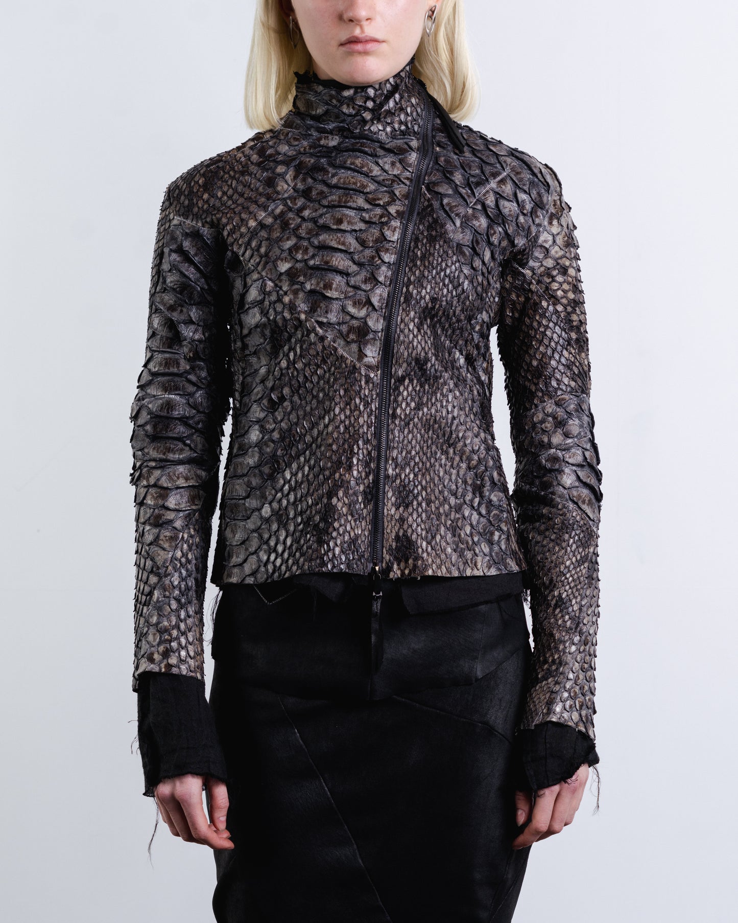 DISTORTION PYTHON – Apparel, LEON EMANUEL BLANCK