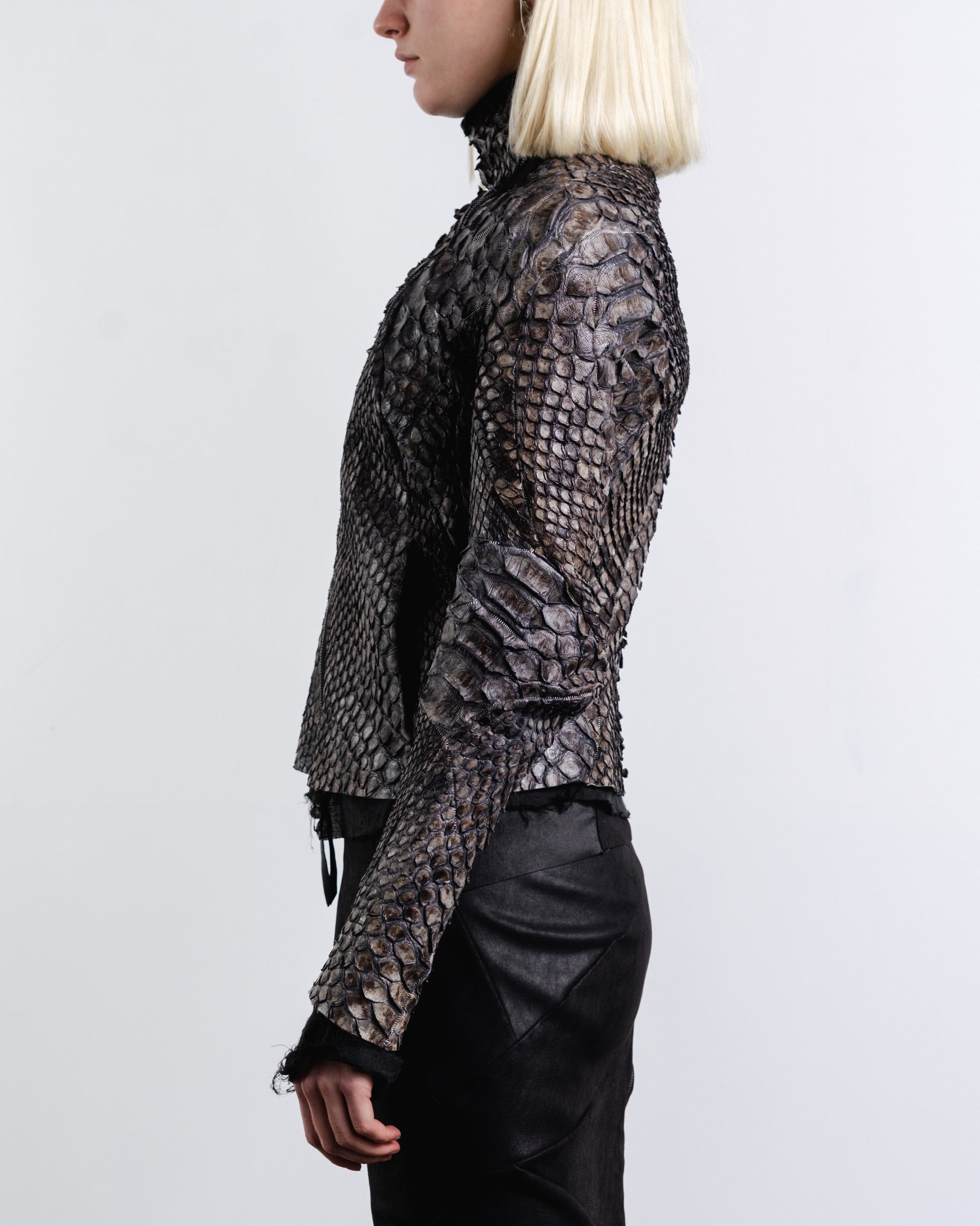 DISTORTION PYTHON – Apparel, LEON EMANUEL BLANCK