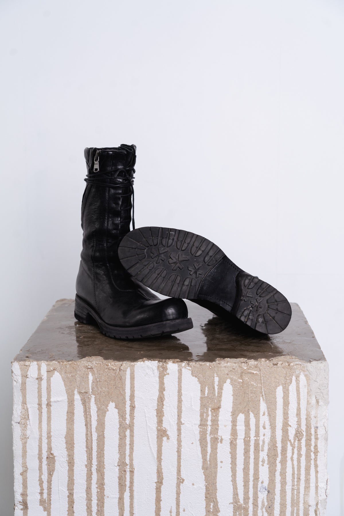 DISTORTION COMBAT BOOT TRAKTOR