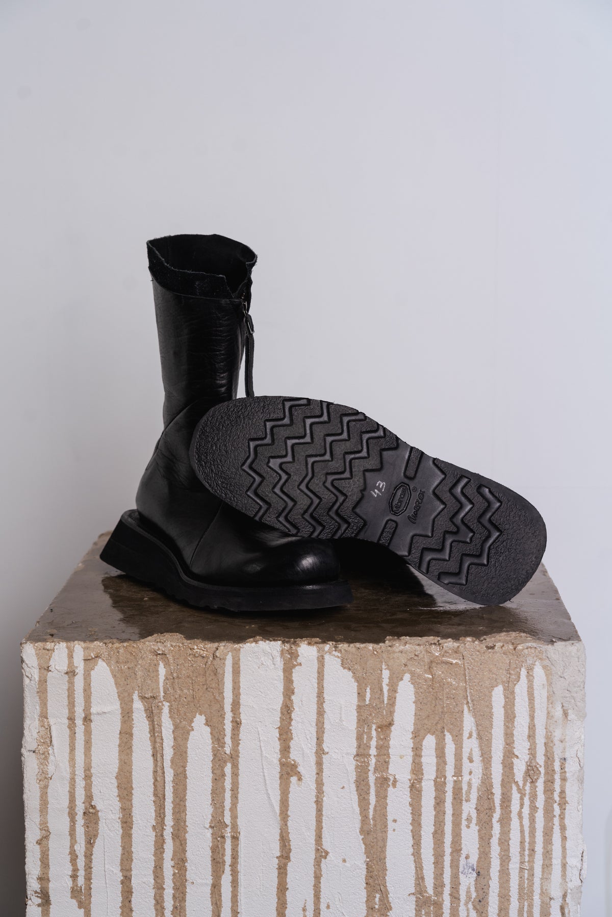 DISTORTION TALL BOOT SCULPTURE