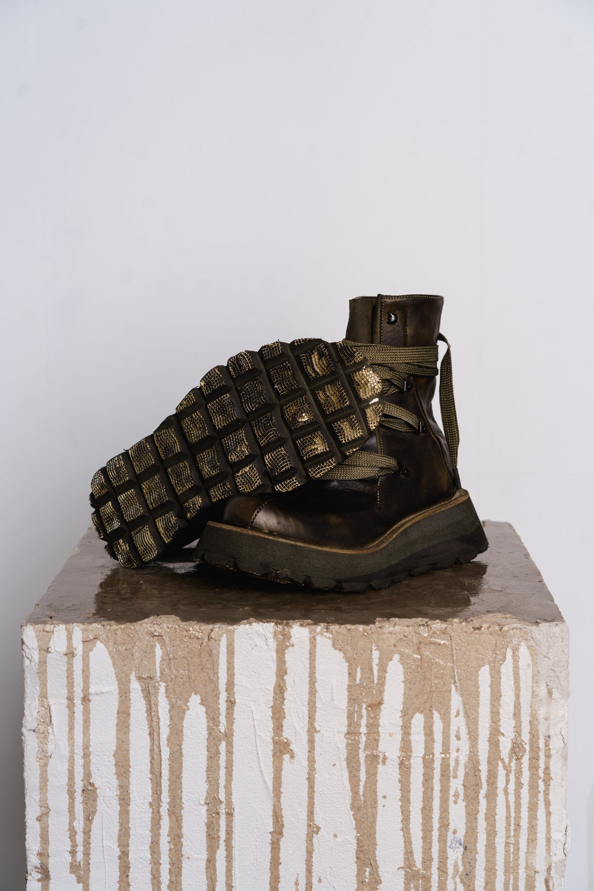 DISTORTION TANK BOOT