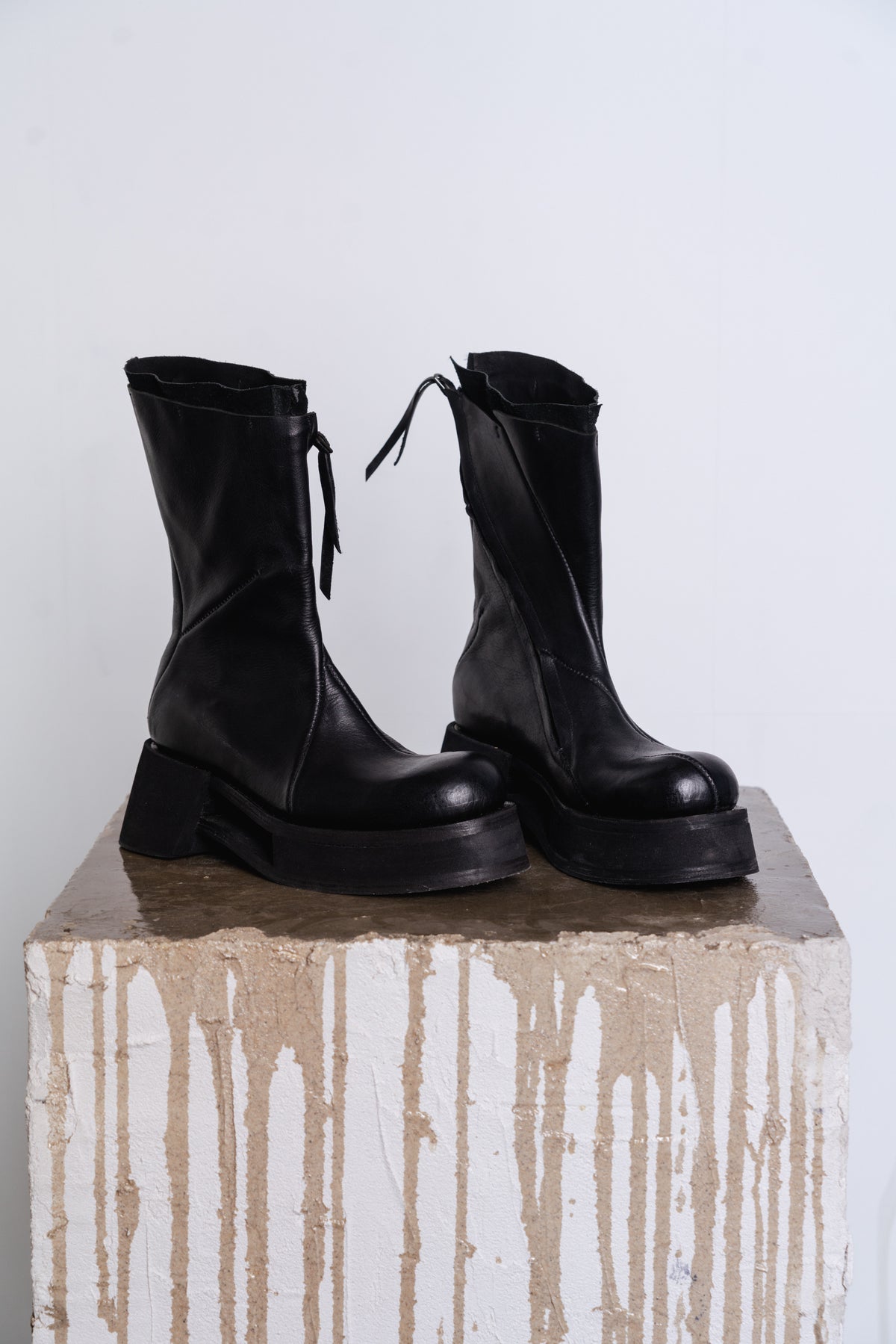 DISTORTION DOUBLE SOLE BOOT