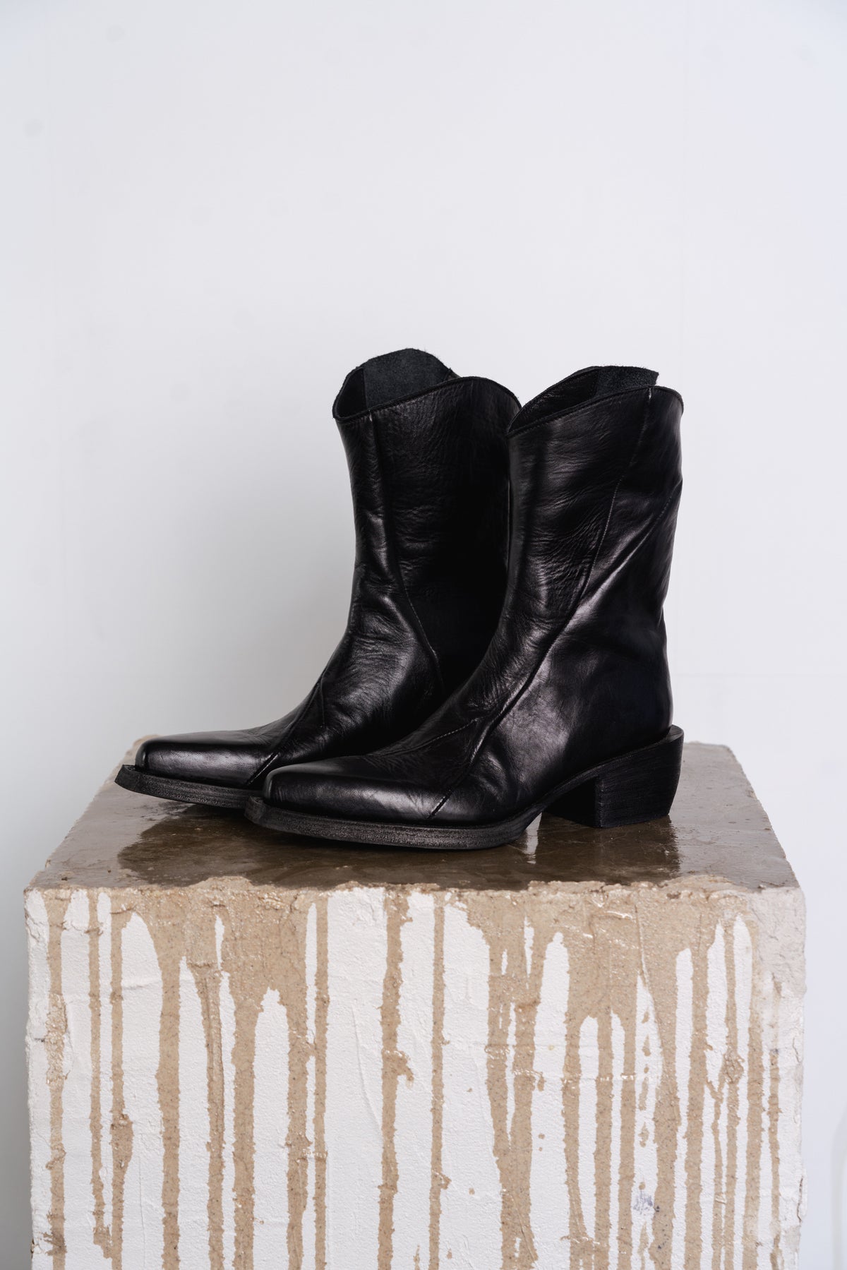 DISTORTION COWBOY BOOT