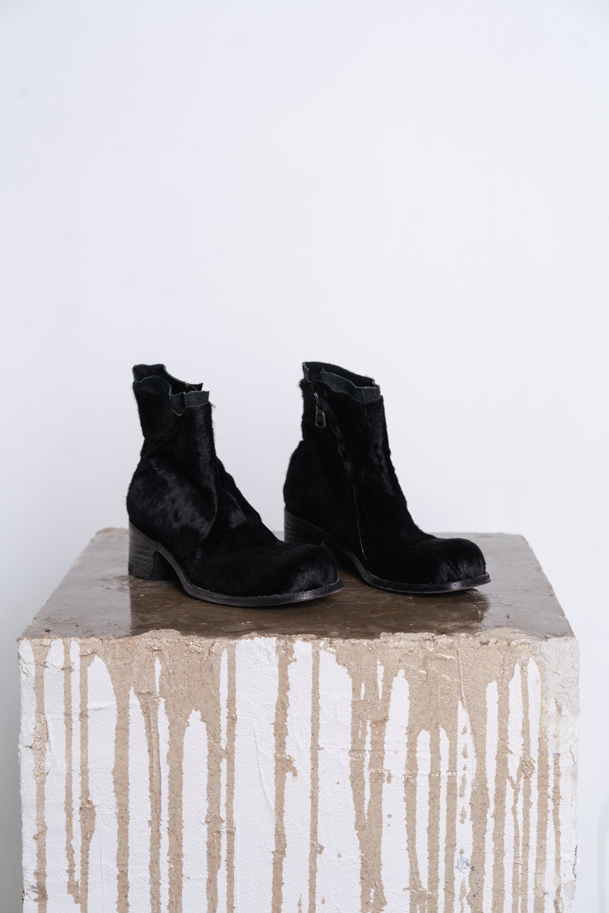DISTORTION HEELED ANKLE BOOT