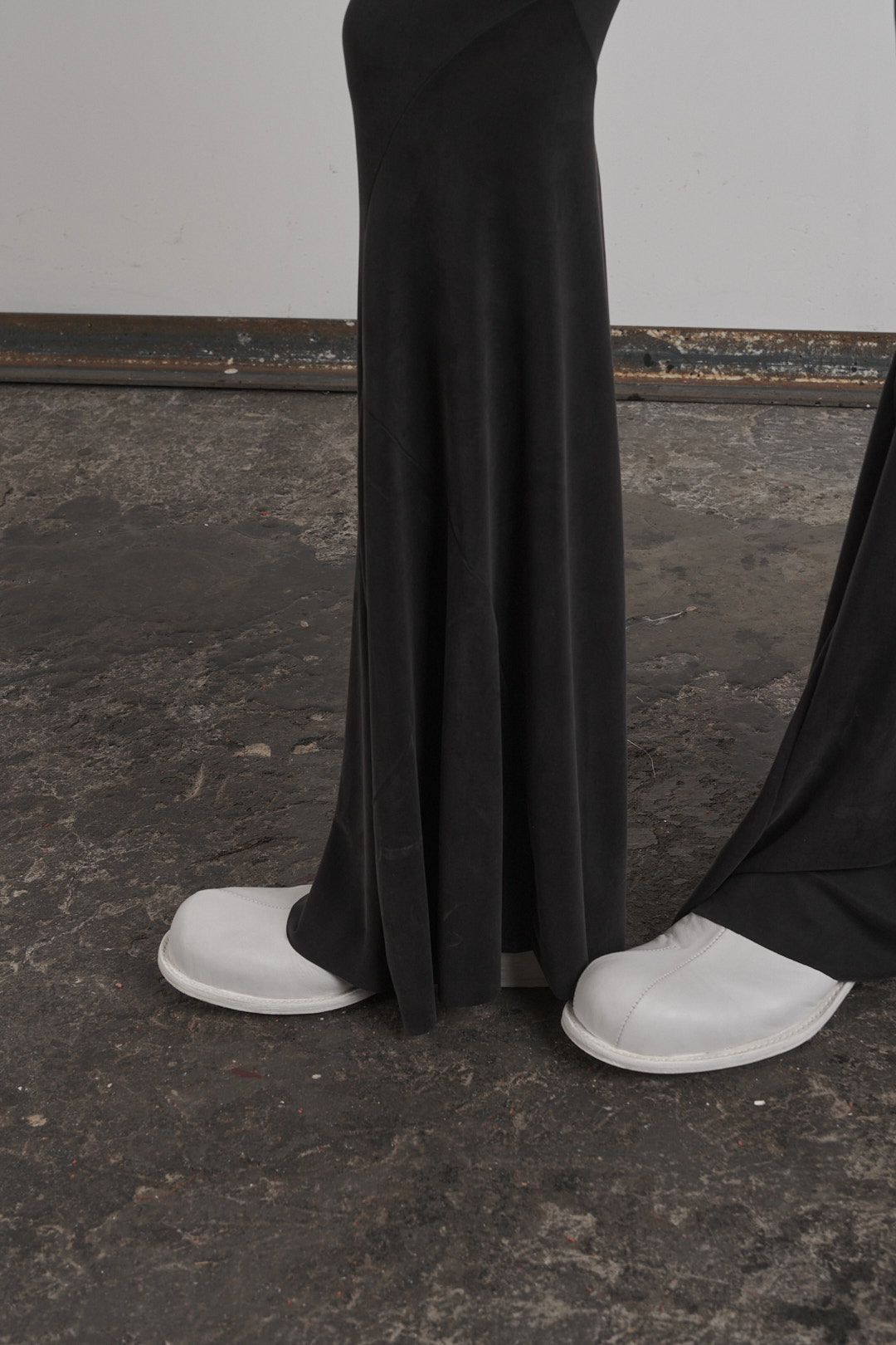 DISTORTION WATERFALL LEGGINGS – Leggings, LEON EMANUEL BLANCK
