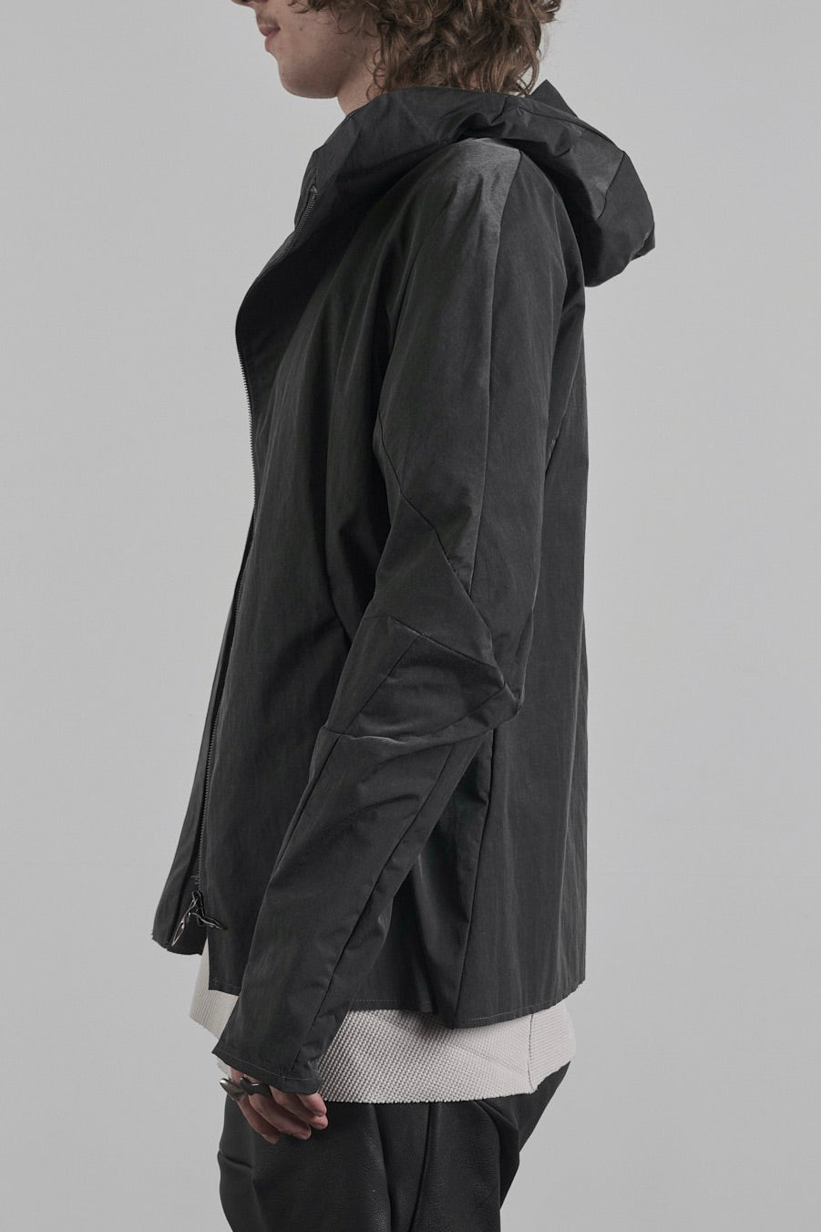DISTORTION HOODED L JACKET – Jacket, LEON EMANUEL BLANCK