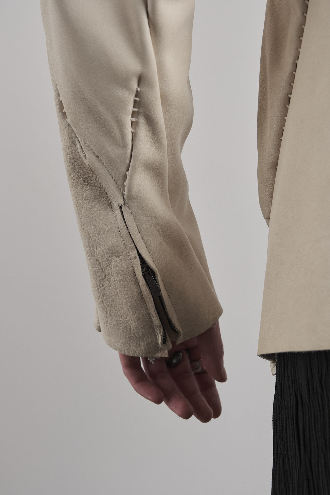 DISTORTION 10 YEAR L JACKET – Jacket, LEON EMANUEL BLANCK