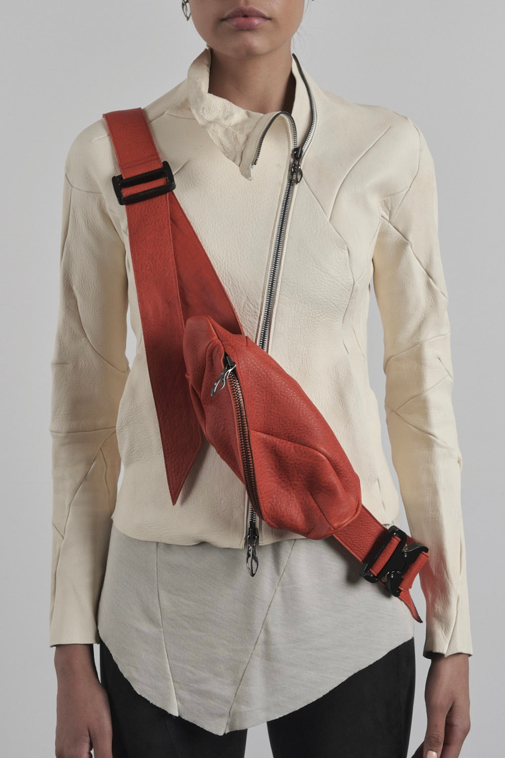 DISTORTION STRAP BAGS – Bag, LEON EMANUEL BLANCK