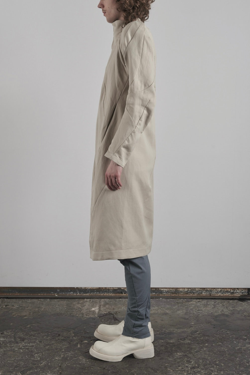 DISTORTION POWER SHOULDER COAT – Coat, LEON EMANUEL BLANCK