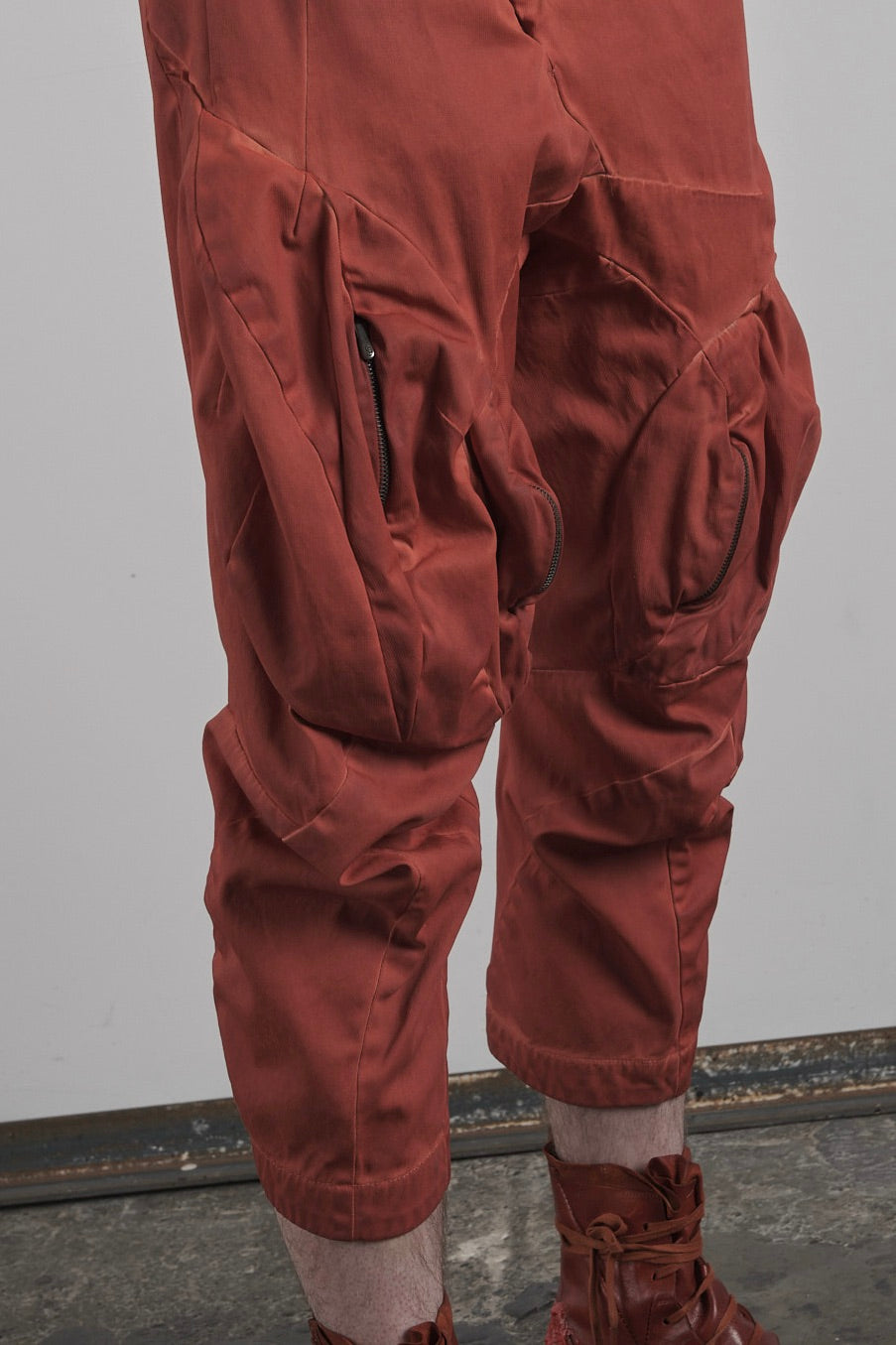 DISTORTION 4/5 MUSCLE POCKET PANTS – Pants, LEON EMANUEL BLANCK