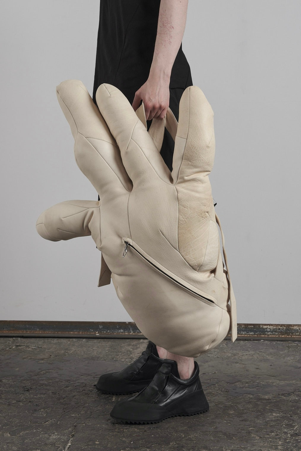 DISTORTION HAND BACKPACK – Backpack, LEON EMANUEL BLANCK