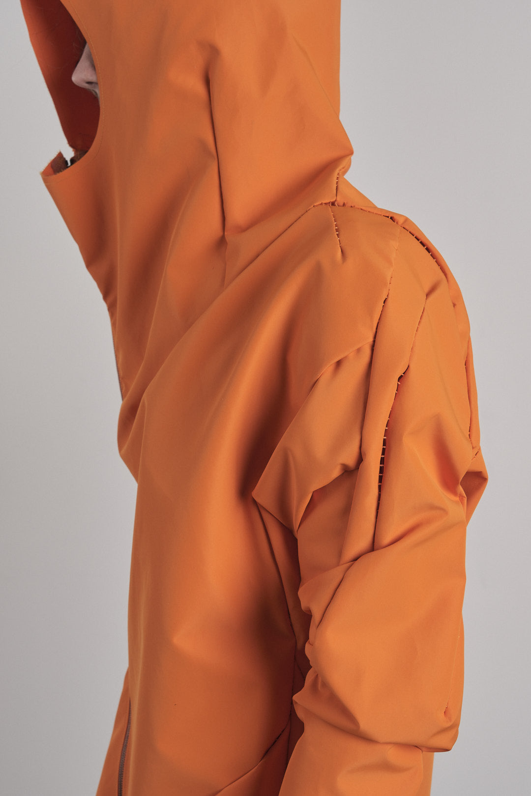DISTORTION CURVED HOODED COAT – Coat, LEON EMANUEL BLANCK
