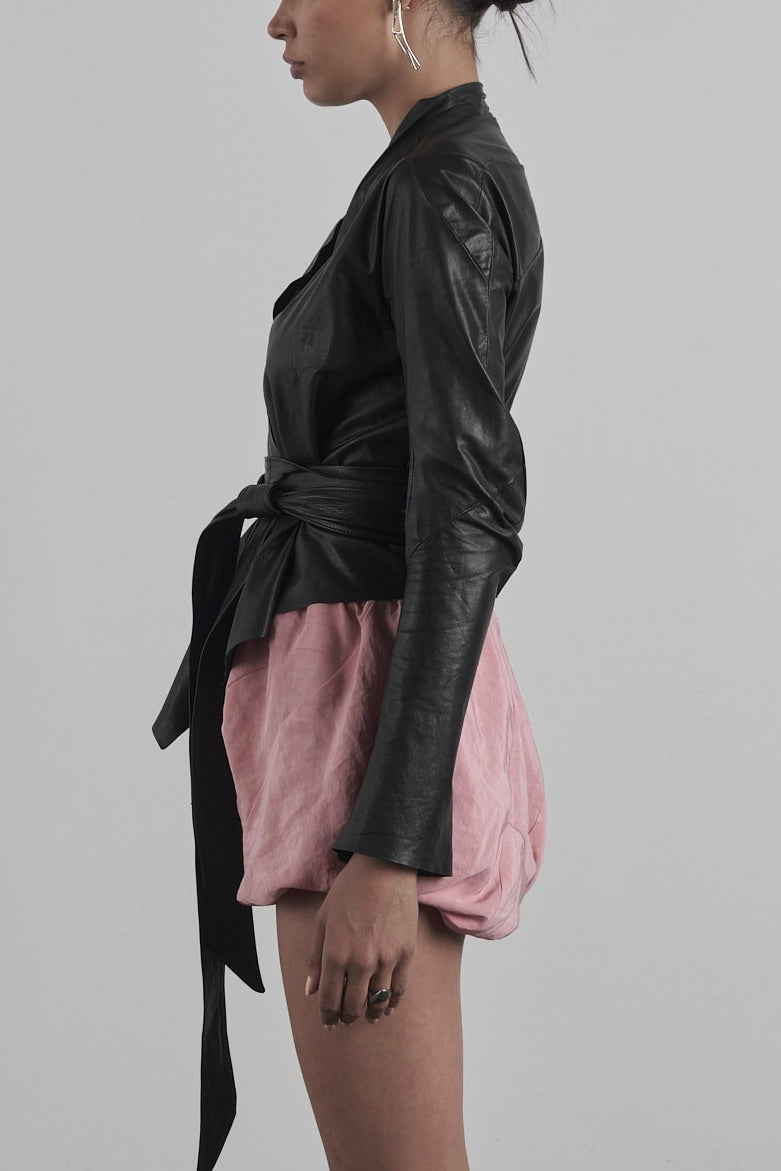 DISTORTION BELTED SHORT CARDIGAN – Cardigan, LEON EMANUEL BLANCK