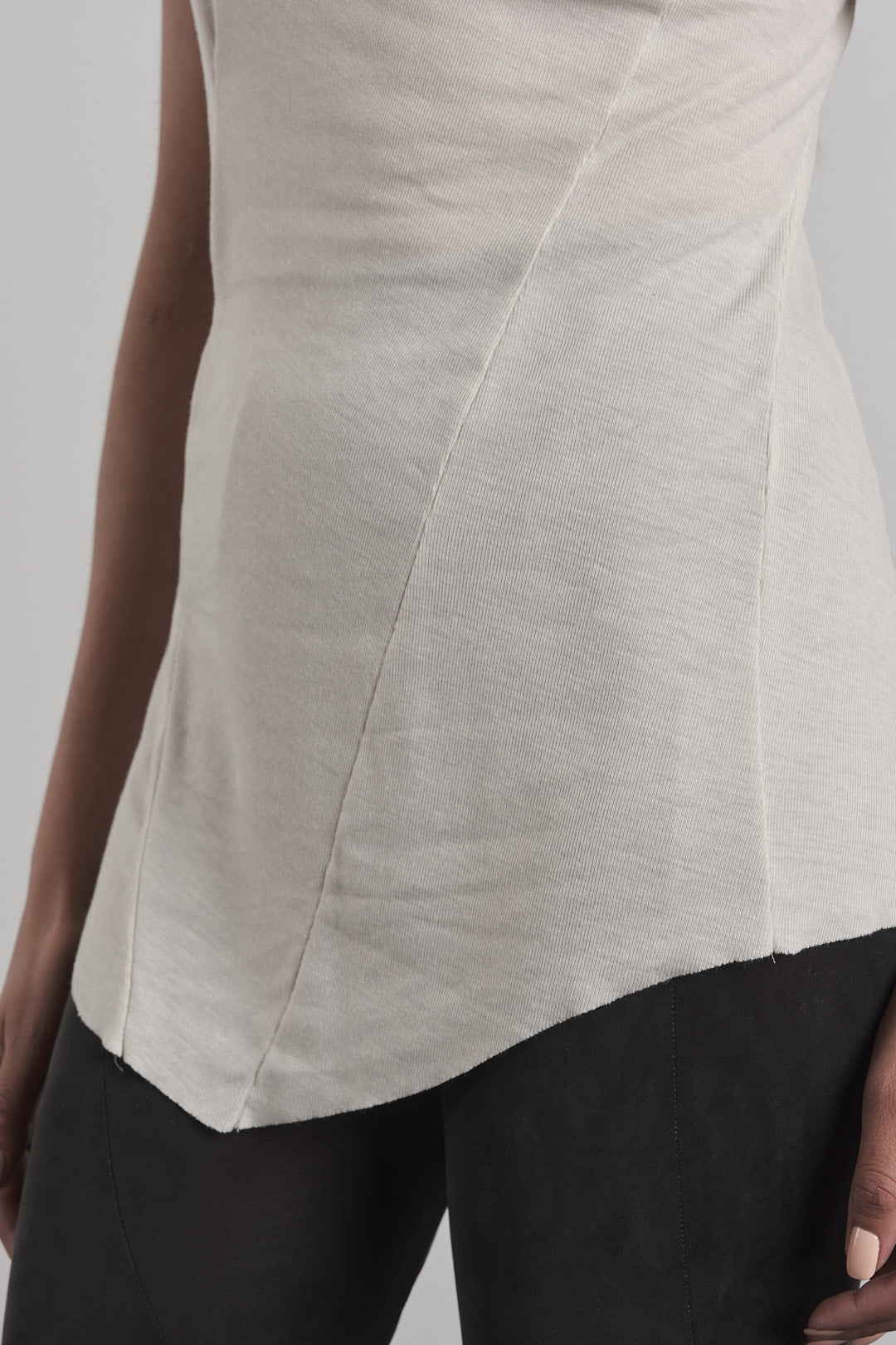 DISTORTION FITTED TANK TOP – Tanktop, LEON EMANUEL BLANCK