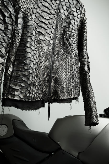 DISTORTION PYTHON – Apparel, LEON EMANUEL BLANCK